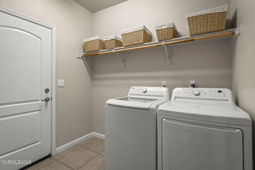 6772 Centaurus, Sparks, Nevada 89436, 3 Bedrooms Bedrooms, ,2 BathroomsBathrooms,Residential,Residential,Centaurus,0,260010191
