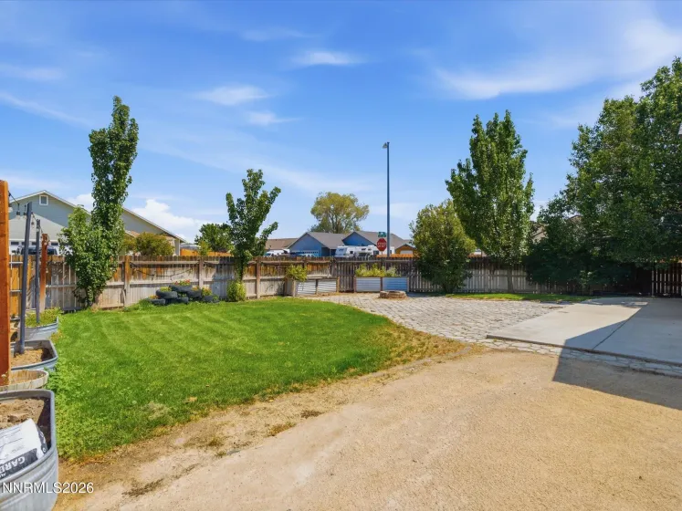 1001 Lehman, Fernley, Nevada 89408, 4 Bedrooms Bedrooms, ,2 BathroomsBathrooms,Residential,Residential,Lehman,0,260010192