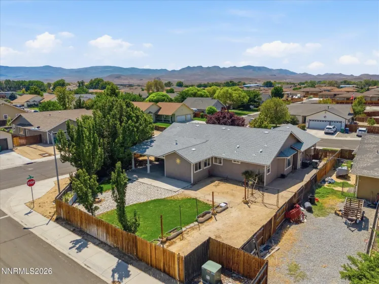 1001 Lehman, Fernley, Nevada 89408, 4 Bedrooms Bedrooms, ,2 BathroomsBathrooms,Residential,Residential,Lehman,0,260010192