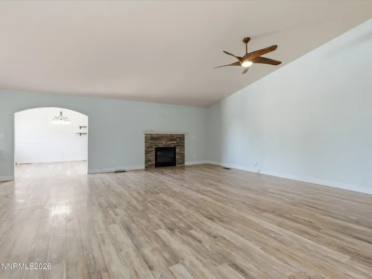 1001 Lehman, Fernley, Nevada 89408, 4 Bedrooms Bedrooms, ,2 BathroomsBathrooms,Residential,Residential,Lehman,0,260010192