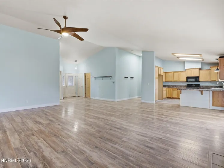 1001 Lehman, Fernley, Nevada 89408, 4 Bedrooms Bedrooms, ,2 BathroomsBathrooms,Residential,Residential,Lehman,0,260010192