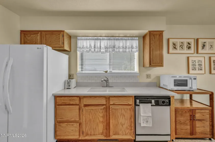 1417 Marion Russell, Gardnerville, Nevada 89410, 3 Bedrooms Bedrooms, ,2 BathroomsBathrooms,Residential,Residential,Marion Russell,0,260010195