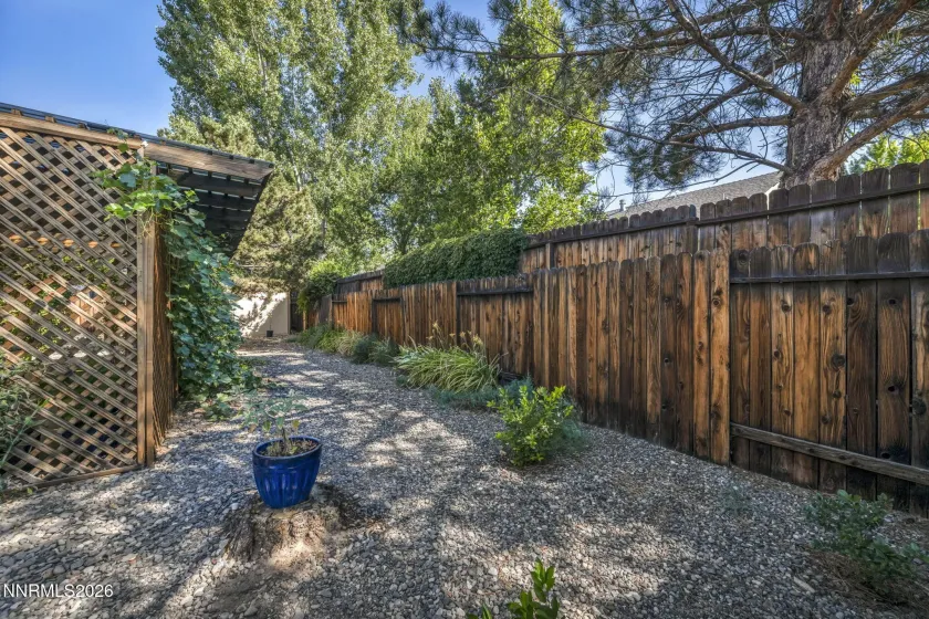 1417 Marion Russell, Gardnerville, Nevada 89410, 3 Bedrooms Bedrooms, ,2 BathroomsBathrooms,Residential,Residential,Marion Russell,0,260010195