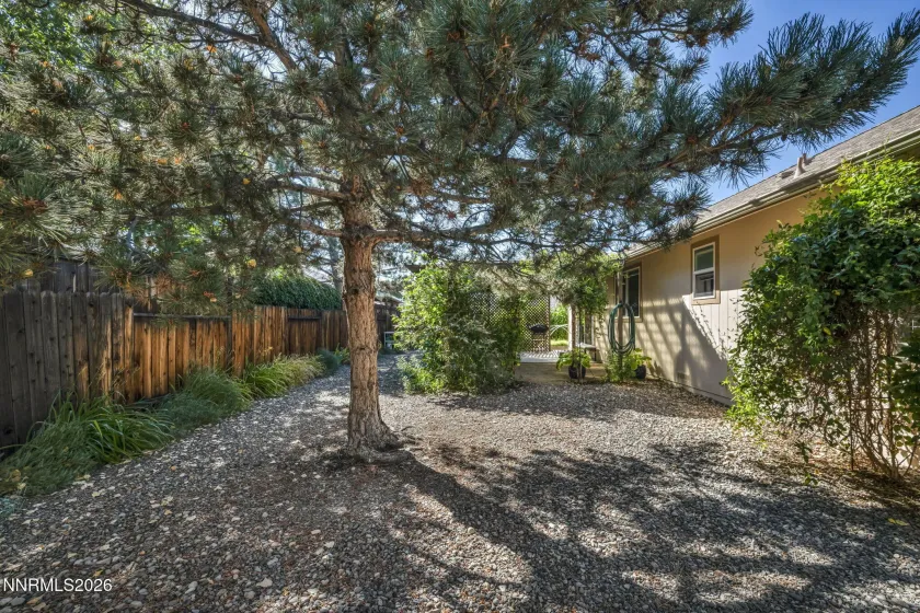 1417 Marion Russell, Gardnerville, Nevada 89410, 3 Bedrooms Bedrooms, ,2 BathroomsBathrooms,Residential,Residential,Marion Russell,0,260010195