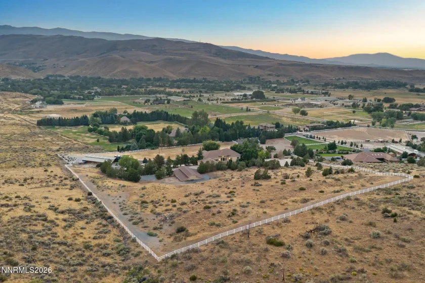 1180 Paddock, Reno, Nevada 89521, 5 Bedrooms Bedrooms, ,6 BathroomsBathrooms,Residential,Residential,Paddock,0,260010196