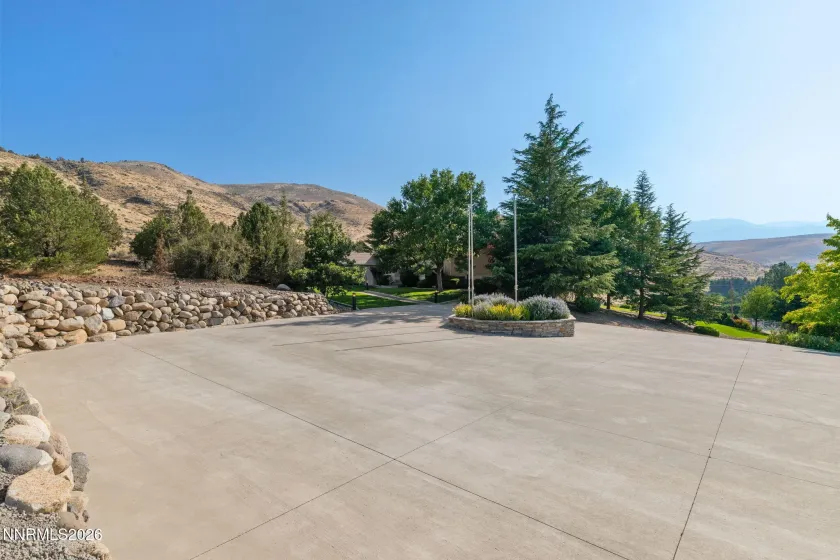 1180 Paddock, Reno, Nevada 89521, 5 Bedrooms Bedrooms, ,6 BathroomsBathrooms,Residential,Residential,Paddock,0,260010196