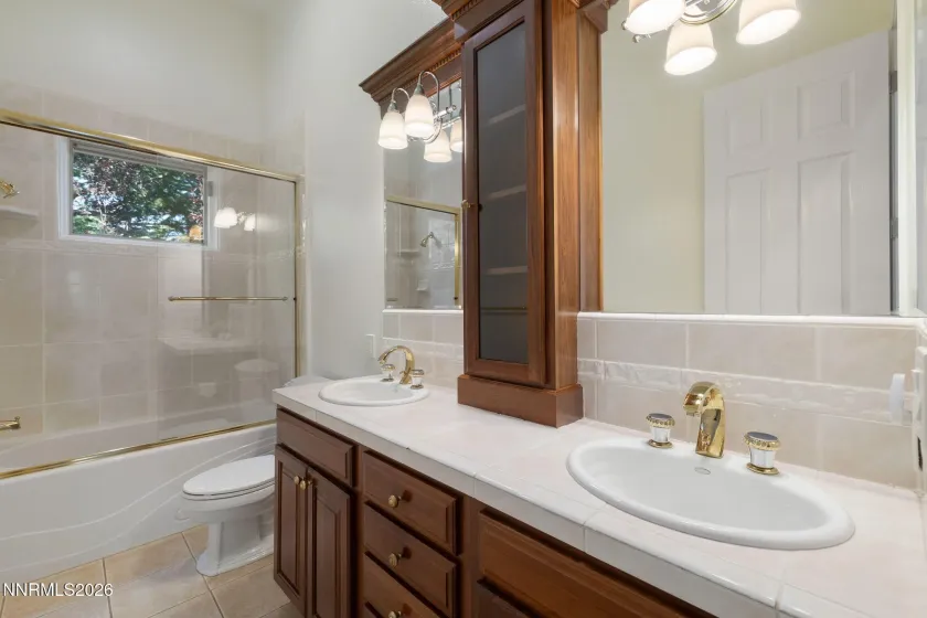 1180 Paddock, Reno, Nevada 89521, 5 Bedrooms Bedrooms, ,6 BathroomsBathrooms,Residential,Residential,Paddock,0,260010196