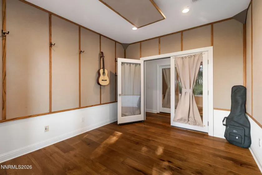 1180 Paddock, Reno, Nevada 89521, 5 Bedrooms Bedrooms, ,6 BathroomsBathrooms,Residential,Residential,Paddock,0,260010196