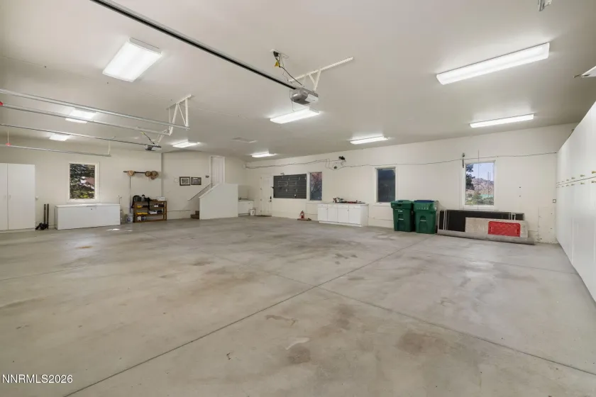 1180 Paddock, Reno, Nevada 89521, 5 Bedrooms Bedrooms, ,6 BathroomsBathrooms,Residential,Residential,Paddock,0,260010196