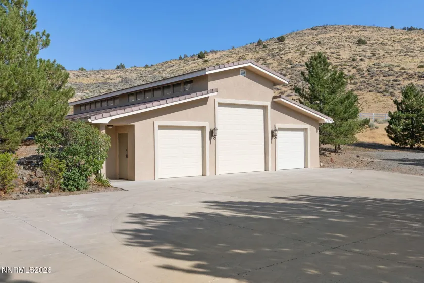 1180 Paddock, Reno, Nevada 89521, 5 Bedrooms Bedrooms, ,6 BathroomsBathrooms,Residential,Residential,Paddock,0,260010196