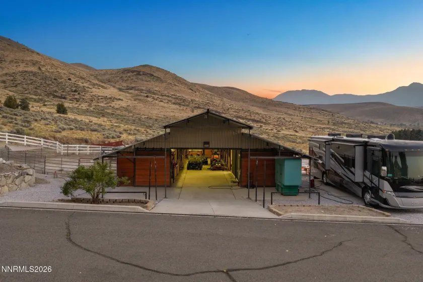 1180 Paddock, Reno, Nevada 89521, 5 Bedrooms Bedrooms, ,6 BathroomsBathrooms,Residential,Residential,Paddock,0,260010196