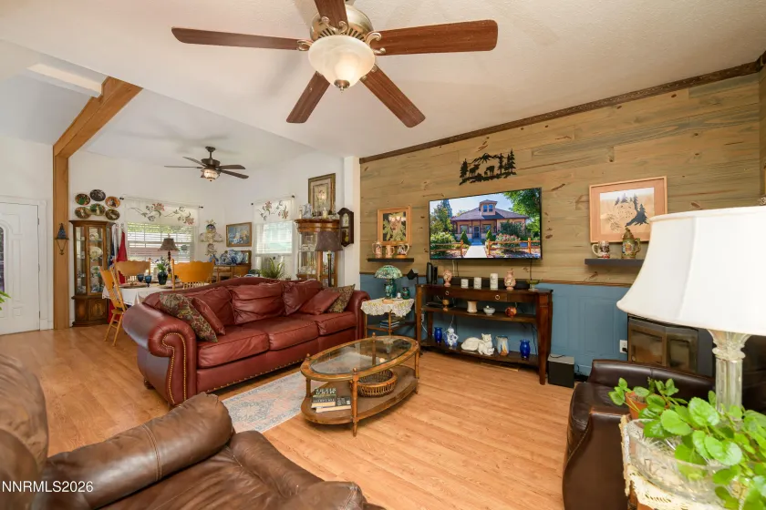 33 West, Yerington, Nevada 89447, 2 Bedrooms Bedrooms, ,2 BathroomsBathrooms,Residential,Residential,West,0,260010198