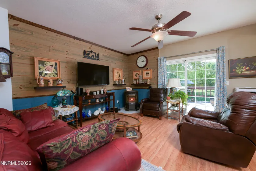 33 West, Yerington, Nevada 89447, 2 Bedrooms Bedrooms, ,2 BathroomsBathrooms,Residential,Residential,West,0,260010198