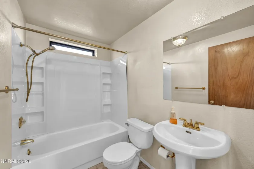 5855 Sun Valley, Sun Valley, Nevada 89433, 2 Bedrooms Bedrooms, ,3 BathroomsBathrooms,Residential,Residential,Sun Valley,0,260010201