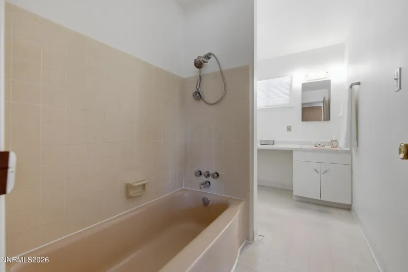 765 Montana, Reno, Nevada 89503, 3 Bedrooms Bedrooms, ,2 BathroomsBathrooms,Residential,Residential,Montana,0,260010202