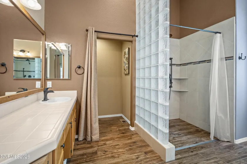 4445 Black Diamond, Sparks, Nevada 89436, 4 Bedrooms Bedrooms, ,2 BathroomsBathrooms,Residential,Residential,Black Diamond,0,260010203