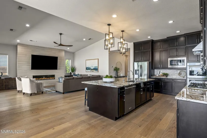 2235 Hillsborough, Reno, Nevada 89523, 3 Bedrooms Bedrooms, ,4 BathroomsBathrooms,Residential,Residential,Hillsborough,0,260010204