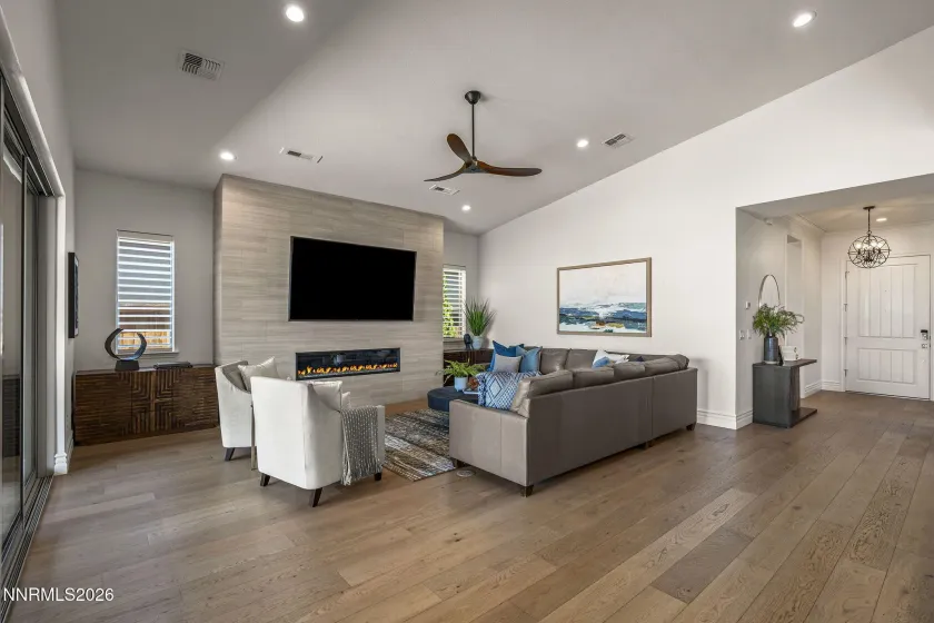 2235 Hillsborough, Reno, Nevada 89523, 3 Bedrooms Bedrooms, ,4 BathroomsBathrooms,Residential,Residential,Hillsborough,0,260010204