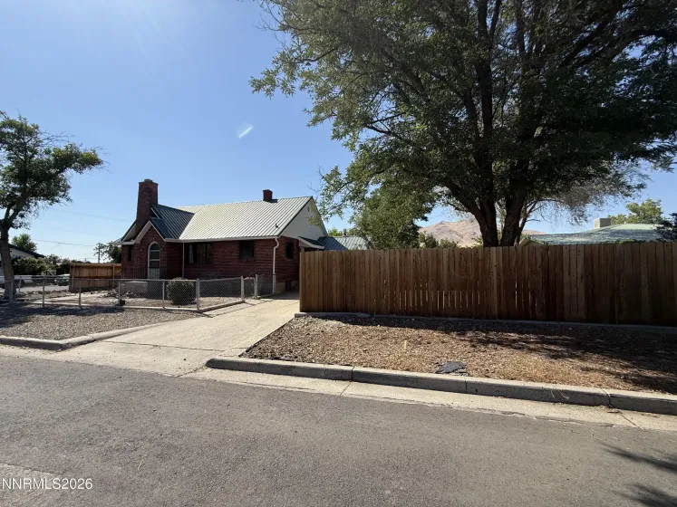 305 4th, Winnemucca, Nevada 89445, 3 Bedrooms Bedrooms, ,2 BathroomsBathrooms,Residential,Residential,4th,0,260010206