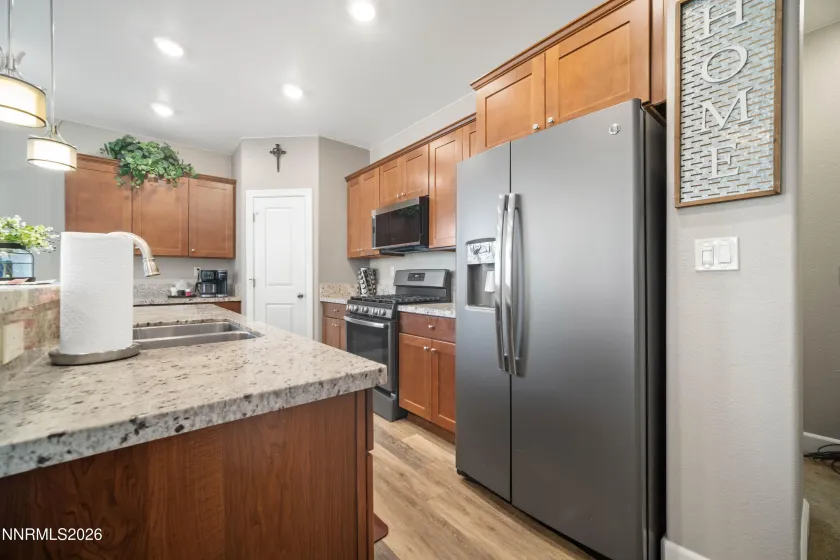 1135 Silver Coyote, Sparks, Nevada 89436, 3 Bedrooms Bedrooms, ,2 BathroomsBathrooms,Residential,Residential,Silver Coyote,0,260010210