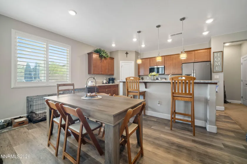 1135 Silver Coyote, Sparks, Nevada 89436, 3 Bedrooms Bedrooms, ,2 BathroomsBathrooms,Residential,Residential,Silver Coyote,0,260010210