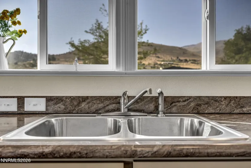 1336 Limestone, Topaz Ranch Estates, Nevada 89444, 3 Bedrooms Bedrooms, ,2 BathroomsBathrooms,Residential,Residential,Limestone,0,260010215