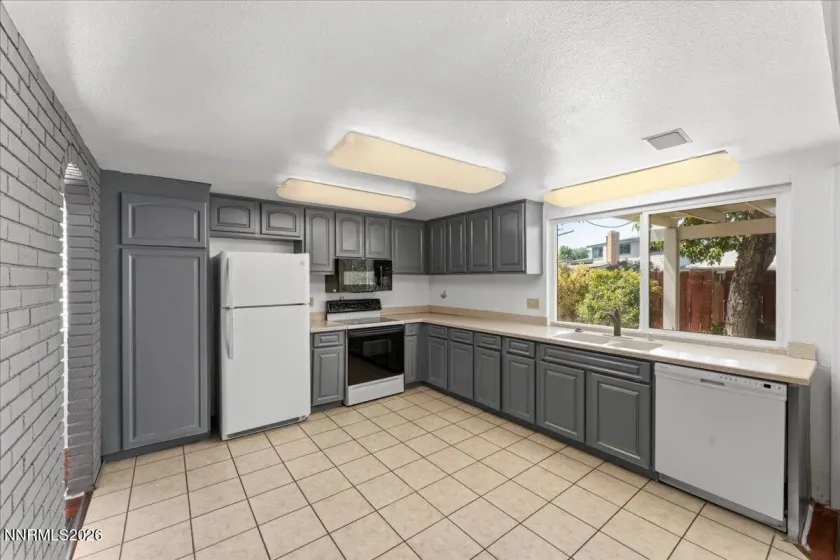 1144 O Callaghan, Sparks, Nevada 89434, 3 Bedrooms Bedrooms, ,2 BathroomsBathrooms,Residential,Residential,O Callaghan,0,260010217