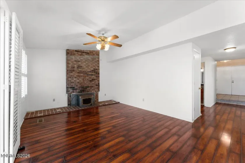 1144 O Callaghan, Sparks, Nevada 89434, 3 Bedrooms Bedrooms, ,2 BathroomsBathrooms,Residential,Residential,O Callaghan,0,260010217