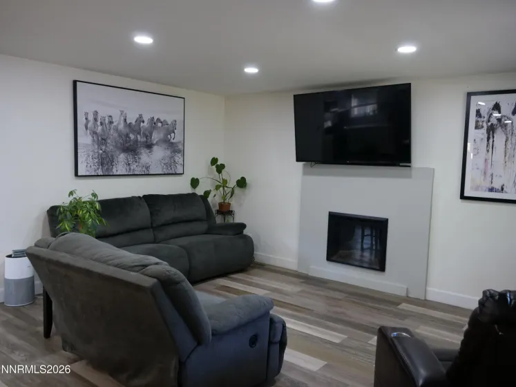 1380 Jerry, Carson City, Nevada 89701, 3 Bedrooms Bedrooms, ,2 BathroomsBathrooms,Residential,Residential,Jerry,0,260010218