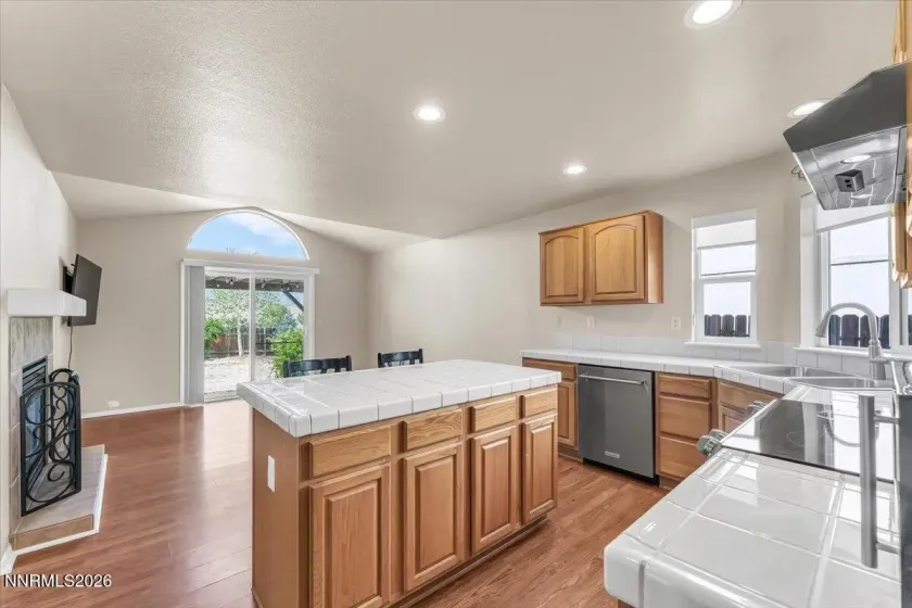 1011 Mica, Carson City, Nevada 89705, 3 Bedrooms Bedrooms, ,3 BathroomsBathrooms,Residential,Residential,Mica,0,260010219