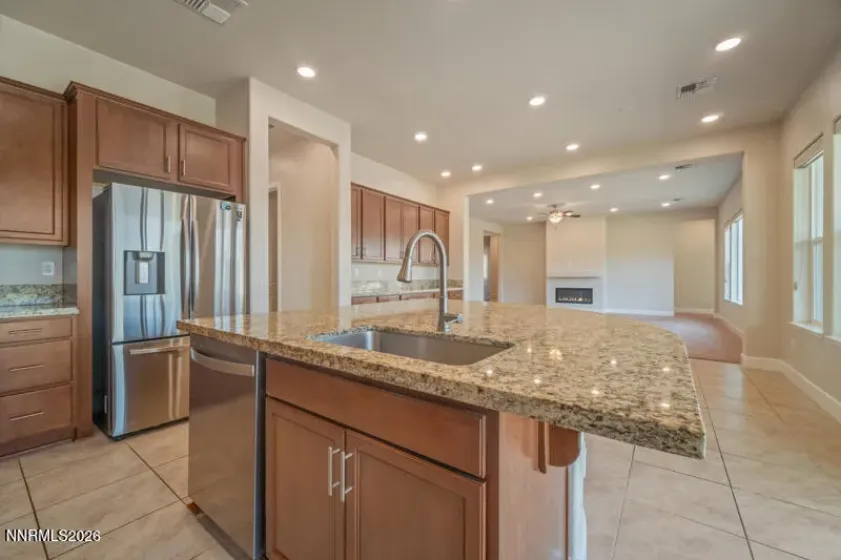 1219 Crawford Creek, Reno, Nevada 89521, 5 Bedrooms Bedrooms, ,4 BathroomsBathrooms,Residential,Residential,Crawford Creek,0,260010220
