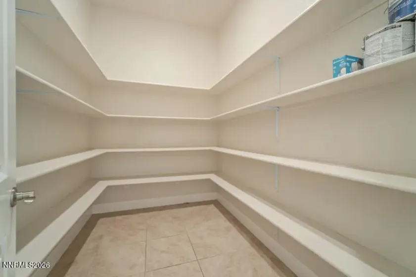 1219 Crawford Creek, Reno, Nevada 89521, 5 Bedrooms Bedrooms, ,4 BathroomsBathrooms,Residential,Residential,Crawford Creek,0,260010220