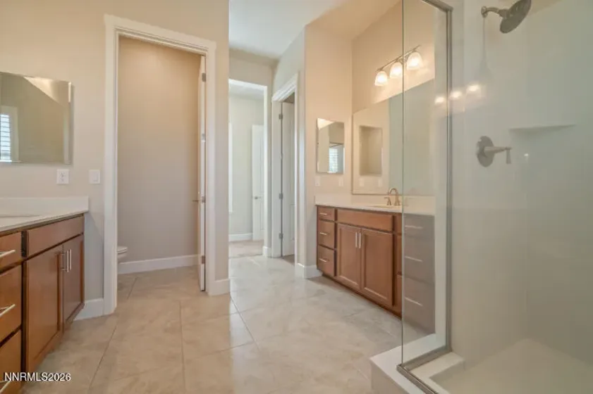 1219 Crawford Creek, Reno, Nevada 89521, 5 Bedrooms Bedrooms, ,4 BathroomsBathrooms,Residential,Residential,Crawford Creek,0,260010220