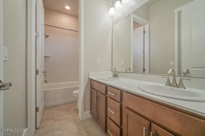 1219 Crawford Creek, Reno, Nevada 89521, 5 Bedrooms Bedrooms, ,4 BathroomsBathrooms,Residential,Residential,Crawford Creek,0,260010220