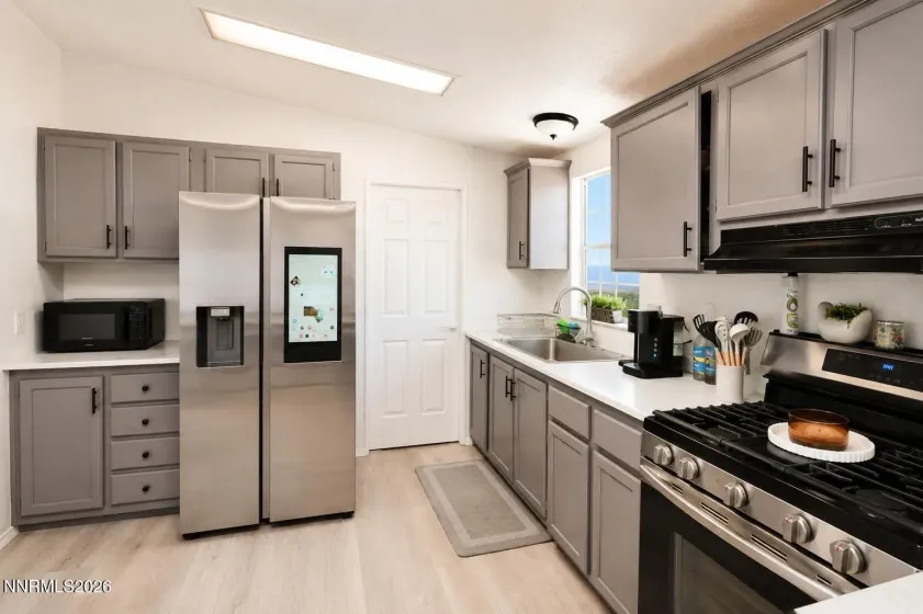 194 Julie, Dayton, Nevada 89403, 3 Bedrooms Bedrooms, ,2 BathroomsBathrooms,Residential,Residential,Julie,0,260010221