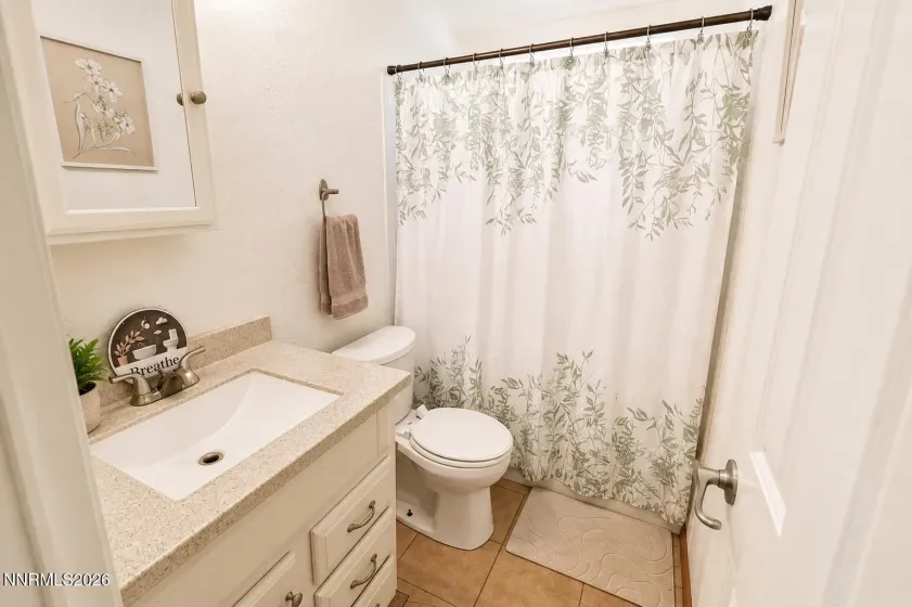 194 Julie, Dayton, Nevada 89403, 3 Bedrooms Bedrooms, ,2 BathroomsBathrooms,Residential,Residential,Julie,0,260010221