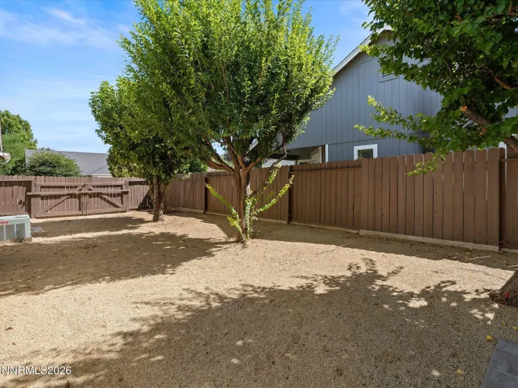 1355 Guiness, Gardnerville, Nevada 89410, 3 Bedrooms Bedrooms, ,2 BathroomsBathrooms,Residential,Residential,Guiness,0,260010225