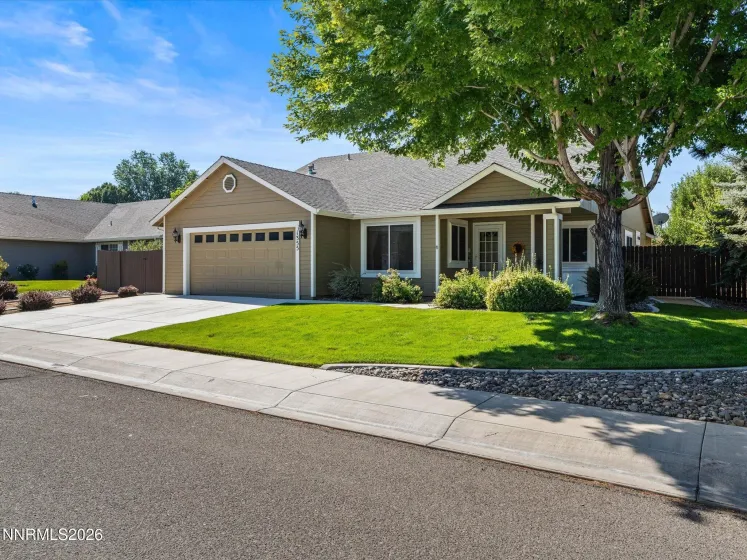 1355 Guiness, Gardnerville, Nevada 89410, 3 Bedrooms Bedrooms, ,2 BathroomsBathrooms,Residential,Residential,Guiness,0,260010225