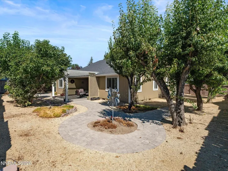 1355 Guiness, Gardnerville, Nevada 89410, 3 Bedrooms Bedrooms, ,2 BathroomsBathrooms,Residential,Residential,Guiness,0,260010225