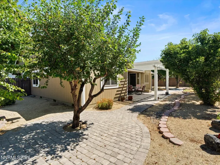 1355 Guiness, Gardnerville, Nevada 89410, 3 Bedrooms Bedrooms, ,2 BathroomsBathrooms,Residential,Residential,Guiness,0,260010225