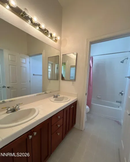 2810 Halo, Sparks, Nevada 89436, 5 Bedrooms Bedrooms, ,4 BathroomsBathrooms,Residential Lease,Manufactured,Halo,0,260010236