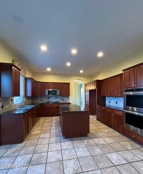 2810 Halo, Sparks, Nevada 89436, 5 Bedrooms Bedrooms, ,4 BathroomsBathrooms,Residential Lease,Manufactured,Halo,0,260010236