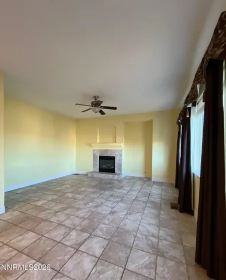 2810 Halo, Sparks, Nevada 89436, 5 Bedrooms Bedrooms, ,4 BathroomsBathrooms,Residential Lease,Manufactured,Halo,0,260010236