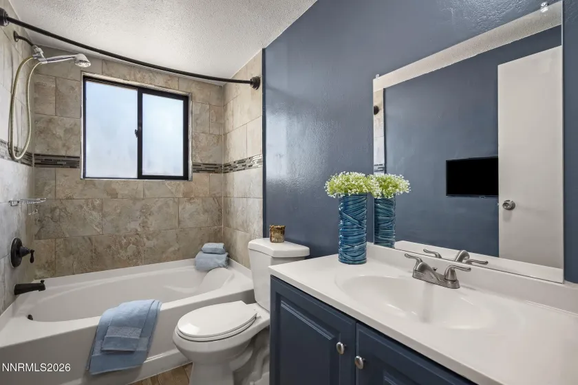 4075 Bobolink, Reno, Nevada 89508, 3 Bedrooms Bedrooms, ,2 BathroomsBathrooms,Residential,Residential,Bobolink,0,260010239
