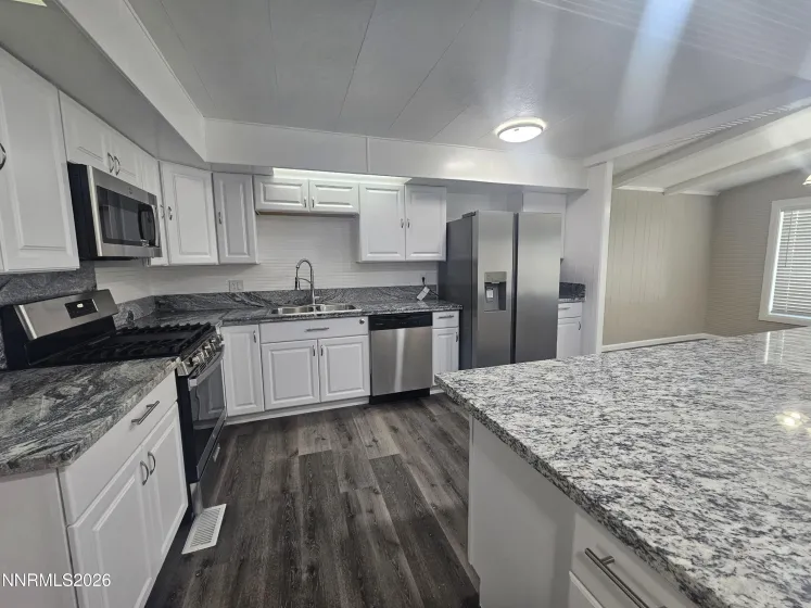 3715 Amber, Silver Springs, Nevada 89429, 3 Bedrooms Bedrooms, ,2 BathroomsBathrooms,Residential,Residential,Amber,0,260010240
