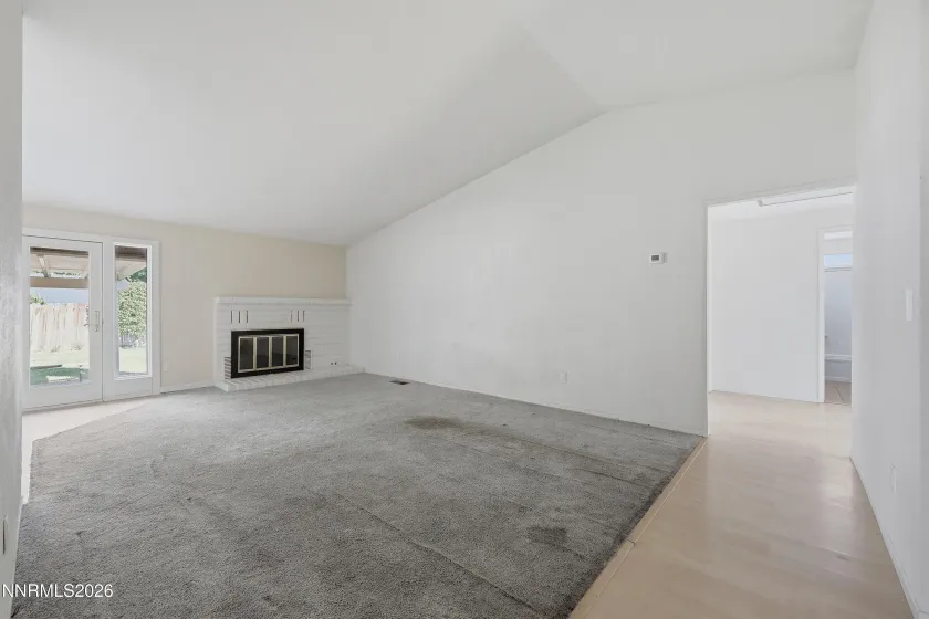 3033 Springland, Sparks, Nevada 89434, 3 Bedrooms Bedrooms, ,2 BathroomsBathrooms,Residential,Residential,Springland,0,260008776