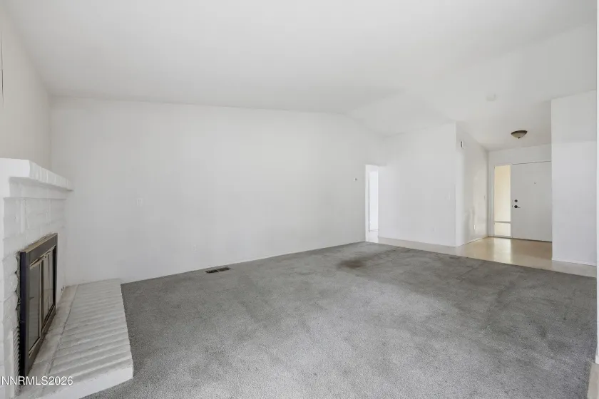 3033 Springland, Sparks, Nevada 89434, 3 Bedrooms Bedrooms, ,2 BathroomsBathrooms,Residential,Residential,Springland,0,260008776