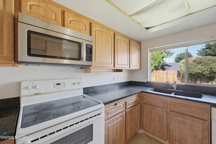 3033 Springland, Sparks, Nevada 89434, 3 Bedrooms Bedrooms, ,2 BathroomsBathrooms,Residential,Residential,Springland,0,260008776