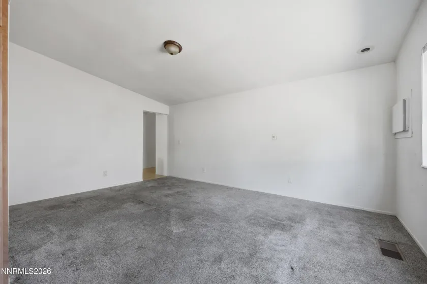 3033 Springland, Sparks, Nevada 89434, 3 Bedrooms Bedrooms, ,2 BathroomsBathrooms,Residential,Residential,Springland,0,260008776