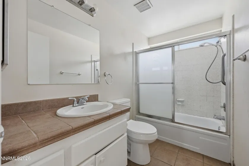 3033 Springland, Sparks, Nevada 89434, 3 Bedrooms Bedrooms, ,2 BathroomsBathrooms,Residential,Residential,Springland,0,260008776